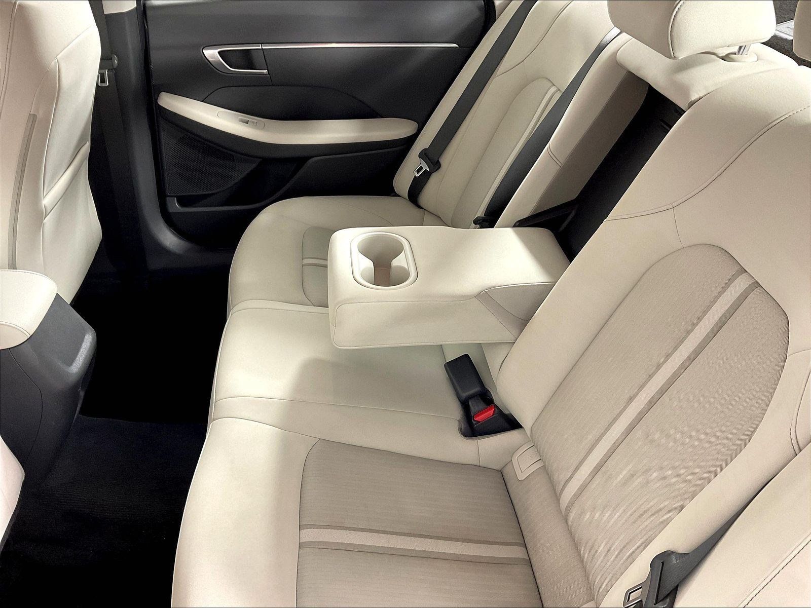 Used 2023 Hyundai Sonata SEL FWD image 35