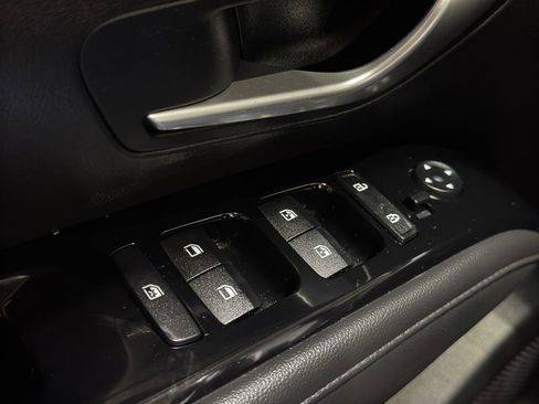 Used 2024 Hyundai Tucson Limited image 36