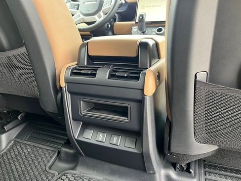 New 2026 Land Rover Defender 110 X-Dynamic SE AWD/4WD image 20
