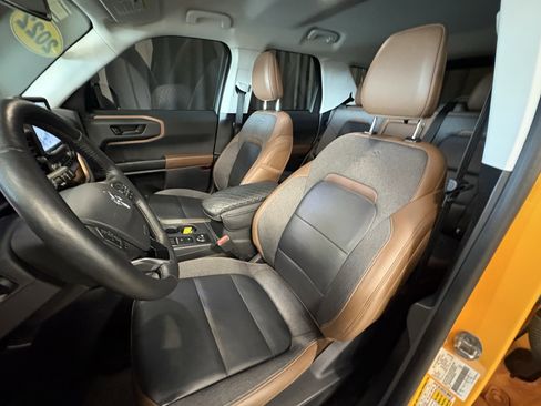 Used 2022 Ford Bronco Sport Outer Banks image 5