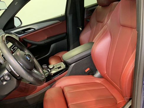 Used 2023 BMW X4 xDrive30i w/ M Sport Package AWD/4WD image 16