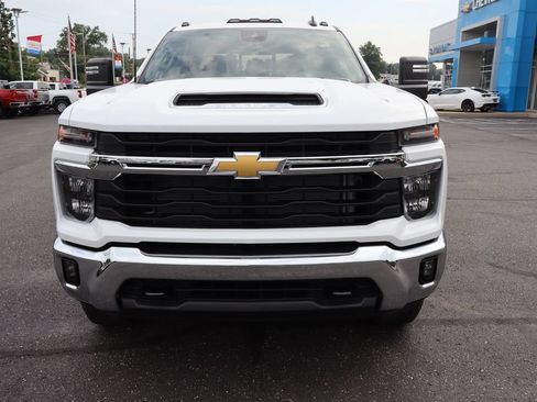 New 2026 Chevrolet Silverado 3500 LT w/ Leather Package AWD/4WD image 21
