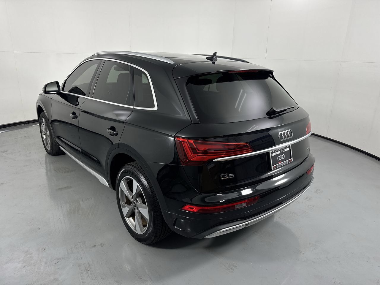 Used 2023 Audi Q5 2.0T Premium w/ Convenience Package AWD/4WD image 33