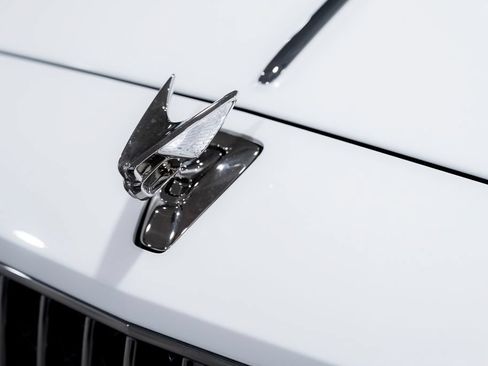 Used 2023 Bentley Flying Spur W12 AWD/4WD image 17