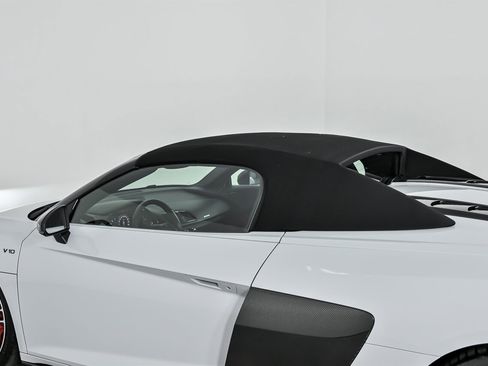 Used 2020 Audi R8 V10 performance image 20