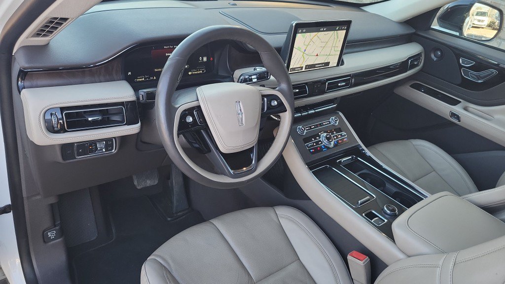Used 2021 Lincoln Aviator Reserve w/ Equipment Group 201A AWD/4WD image 18