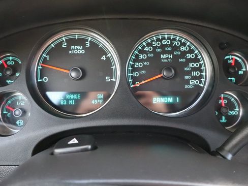 Used 2014 GMC Sierra 2500 Denali w/ Suspension Package, Off-Road image 35