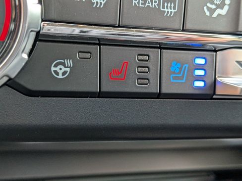 New 2026 Ford F250 Lariat w/ Black Appearance Package image 26