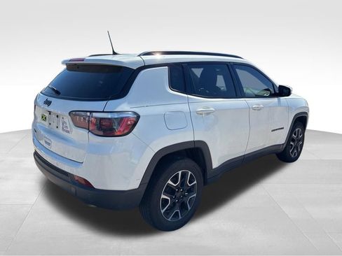 Used 2019 Jeep Compass Sport image 5