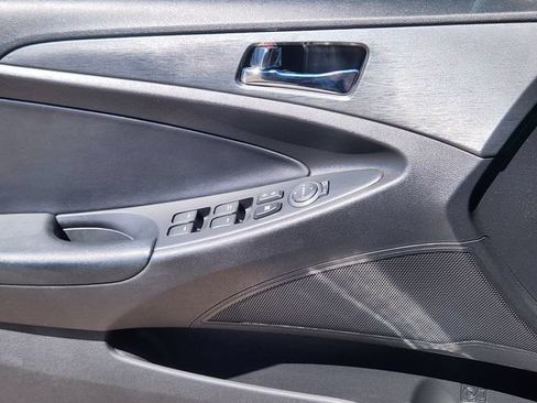 Used 2012 Hyundai Sonata SE FWD image 6