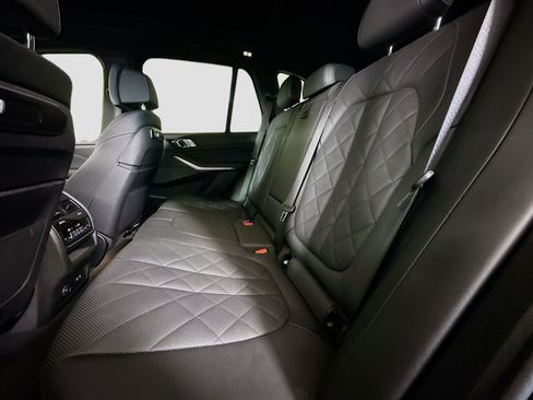 Used 2024 BMW X5 sDrive40i image 25