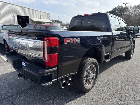 Used 2025 Ford F350 King Ranch w/ FX4 Off-Road Package image 7