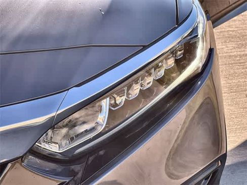 Used 2018 Honda Accord EX image 24