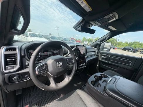 Used 2025 RAM 2500 Big Horn AWD/4WD image 14
