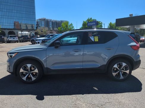 Used 2026 Volvo XC40 B5 Plus AWD/4WD image 5