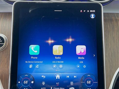 New 2025 Mercedes-Benz GLC 300 4MATIC image 14