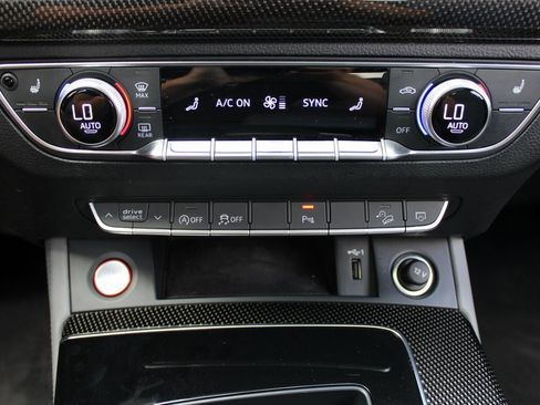 Used 2022 Audi SQ5 Premium Plus w/ Premium Plus Package image 20