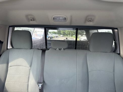 Used 2016 RAM 2500 SLT AWD/4WD image 25