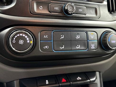 Used 2018 GMC Canyon 2WD Ext Cab 128.3 w/ Convenience Package image 20