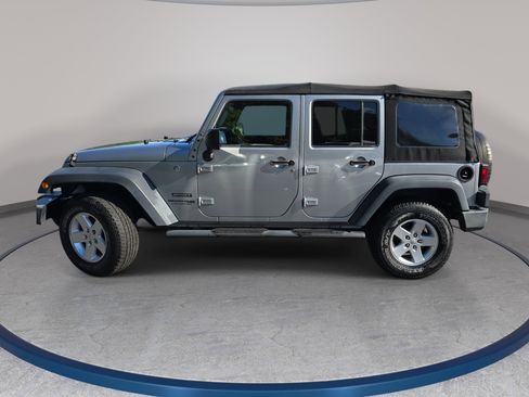 Used 2018 Jeep Wrangler Unlimited Sport S AWD/4WD image 8