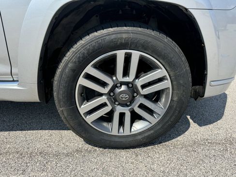 Used 2022 Toyota 4Runner TRD Sport AWD/4WD image 23