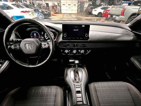 Used 2024 Honda HR-V Sport image 14