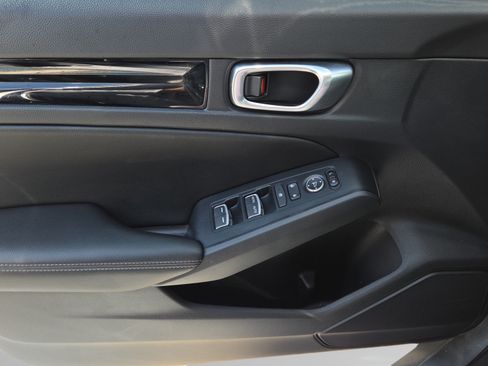 Certified 2024 Honda Civic EX-L image 34