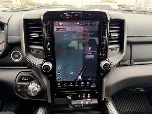 New 2026 RAM 1500 Laramie AWD/4WD image 21
