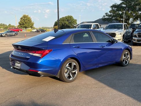 Used 2023 Hyundai Elantra Limited FWD image 8