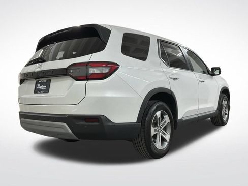 Certified 2025 Honda Pilot EX-L image 3