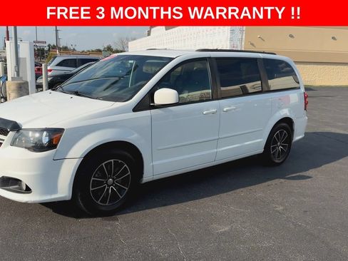Used 2017 Dodge Grand Caravan GT FWD image 4