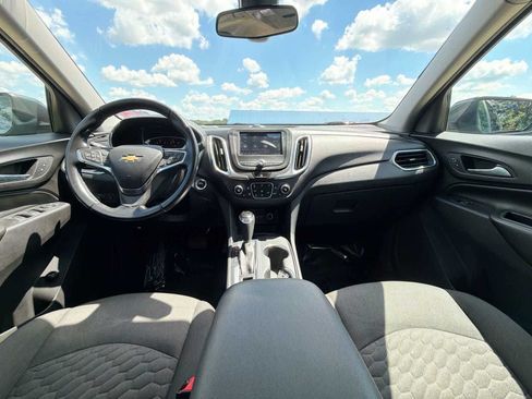 Used 2020 Chevrolet Equinox LT FWD image 12