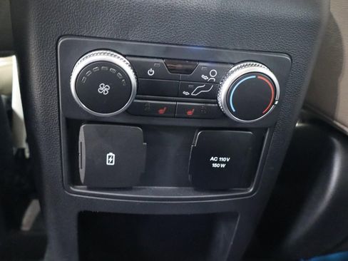 Used 2021 Ford Explorer Limited w/ Equipment Group 301A image 18