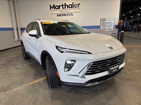 Used 2025 Buick Envision Preferred image 3