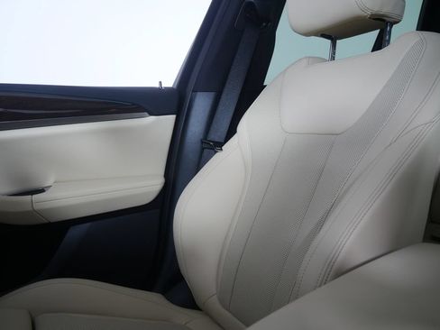 Used 2024 BMW X3 sDrive30i w/ Premium Package RWD image 23