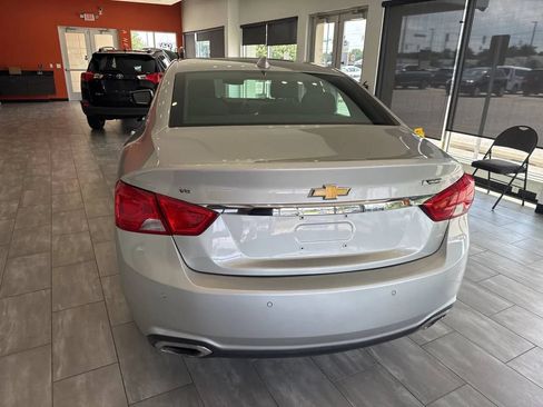 Used 2017 Chevrolet Impala Premier w/ Enhanced Convenience Package FWD image 14