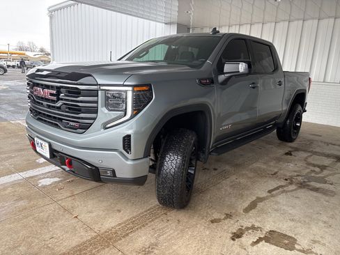 Used 2025 GMC Sierra 1500 AT4 w/ AT4 Premium Package image 3