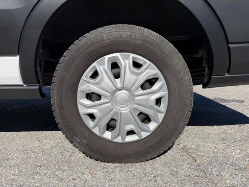 Used 2025 Ford Transit 350 XLT image 40