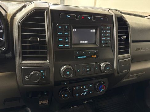 Used 2018 Ford F350 XL image 26