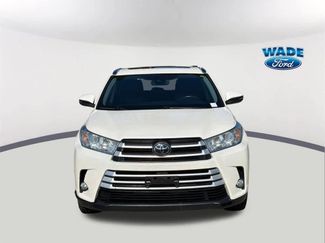 Used 2019 Toyota Highlander XLE w/ Carpet Mat Package (TMS) video 2