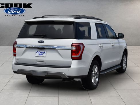 Used 2020 Ford Expedition XLT w/ Equipment Group 202A RWD image 3