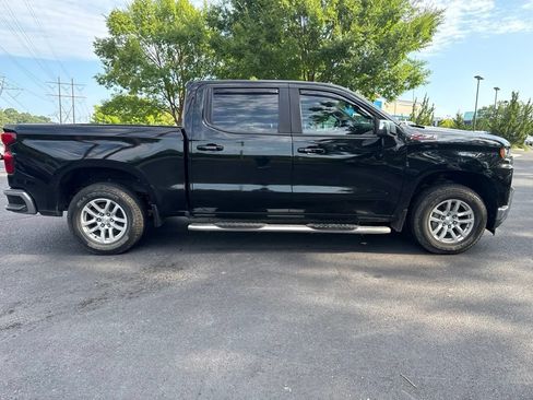 Used 2021 Chevrolet Silverado 1500 LT AWD/4WD image 4