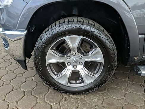 Used 2019 RAM 1500 Laramie image 8