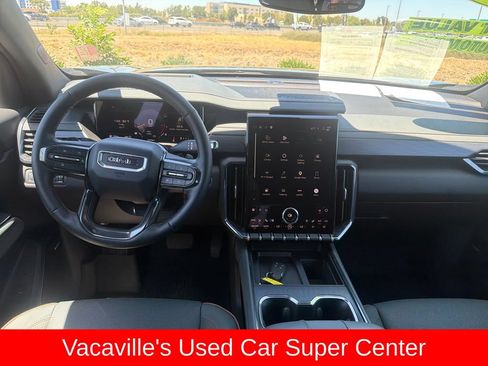 Used 2025 GMC Acadia AT4 w/ Luxury Package AWD/4WD image 12