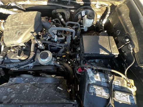 Used 2022 Toyota Tacoma SR image 34