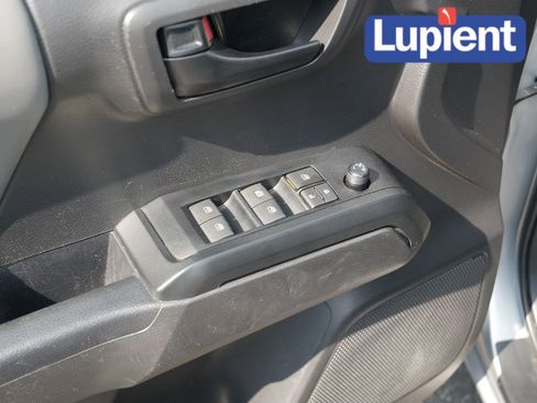 Used 2023 Toyota Tacoma SR image 14