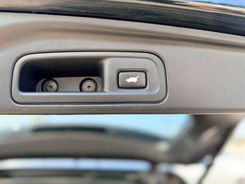 Used 2016 Honda Pilot Elite image 16