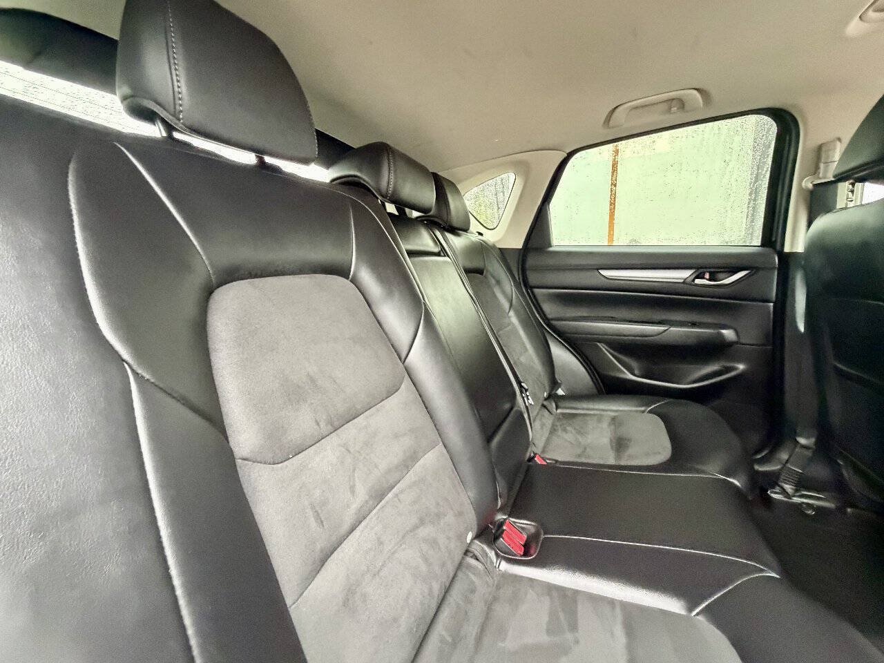 Used 2018 MAZDA CX-5 Touring w/ Preferred Equipment Package AWD/4WD image 28
