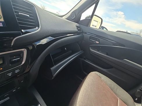 Used 2023 Honda Ridgeline Black Edition image 26
