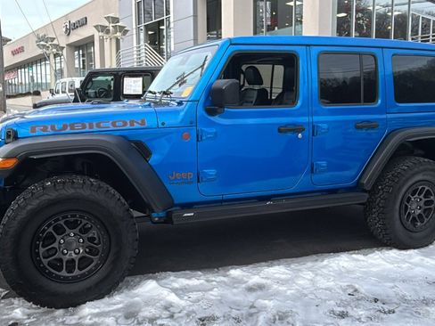 Certified 2022 Jeep Wrangler Unlimited Rubicon w/ Xtreme Recon 35" Tire Package image 4